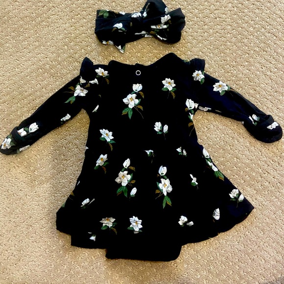 Kyte BABY Other - Kyte Baby Twirl Bodysuit and Bow